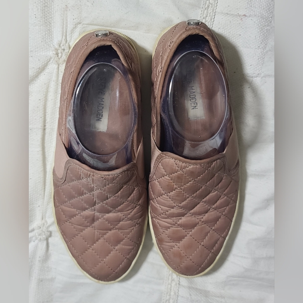 Steve Madden Endell Pink Quilted Slip On Sneakers Sz 8